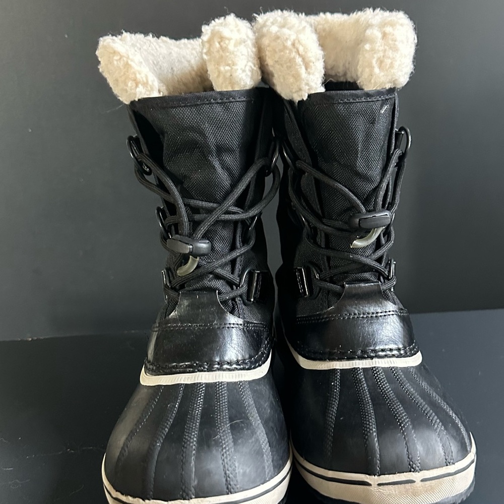 SOREL Kids Yoot Pac Snow Winter Boots (Little Kid/Big Kid) in Black size 5